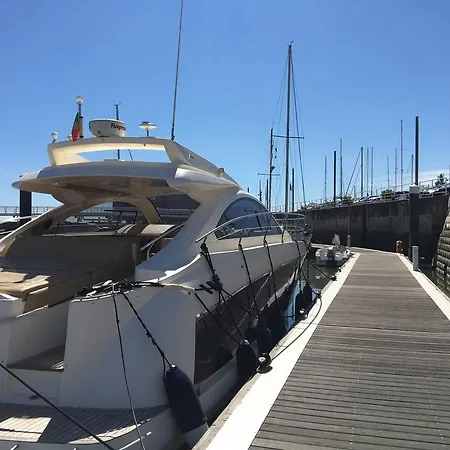 Barco Em Úszó hotel Lisboa